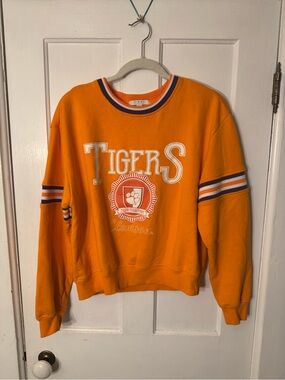 Clemson Tigers Orange Crewneck Sweatshirt, Wear by Erin Andrews, size M, EUC